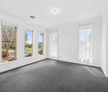 10-12 Middleton Road, Armstrong Creek, Vic 3217 - Photo 3