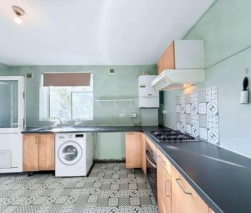 Wolsey Grove, Edgware, HA8 - Photo 5
