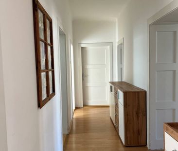 Großzügige 4 Zimmer Wohnung mit Balkon I unbefristet I Ruhige Lage - Photo 2