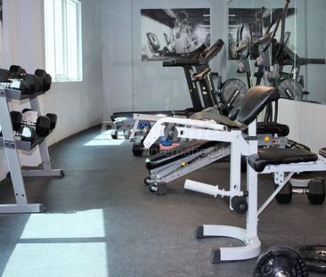 Large 1BR | Ready to Move | Well Maintained - Photo 4