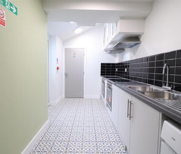 Studio to rent - Photo 5