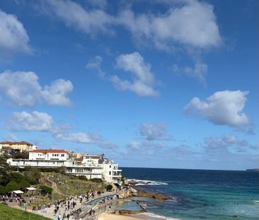 Bondi Beach - Photo 6