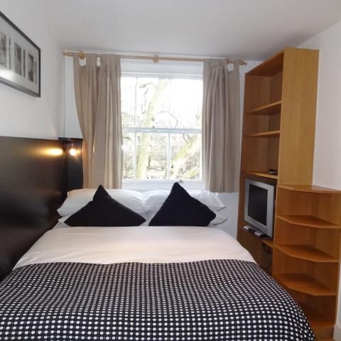 Flat 27 Cartwright Gardens, Bloomsbury WC1H 9EH - Photo 1