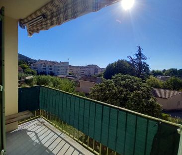 Location Appartement 3 pièces 80m² - Photo 1