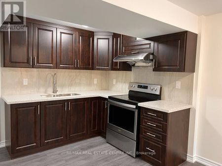 For Lease - 6351 Ormindale Way, Mississauga, Ontario - Photo 3