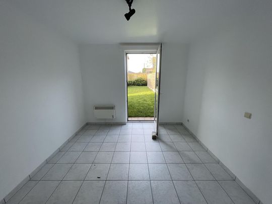WICHELEN - Gelijkvloers appartement met garage. - Photo 1