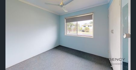 Well-Presented Unit Offering Comfort and Walkability - Photo 5