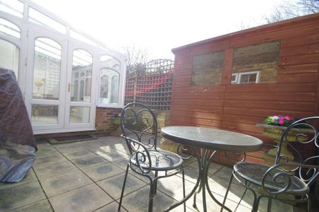 2 bedroom semi-detached house to rent - Photo 2