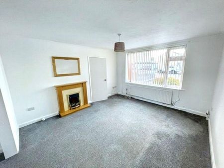 Neasham Avenue, Billingham, Billingham, Durham, TS23 3NX - Photo 2