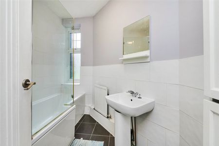 Thorncliffe Court, Kings Avenue, SW4 - Photo 3