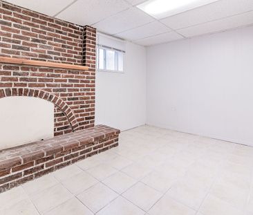 For Lease - 52 Baylawn Drive, Toronto, Ontario - Photo 1