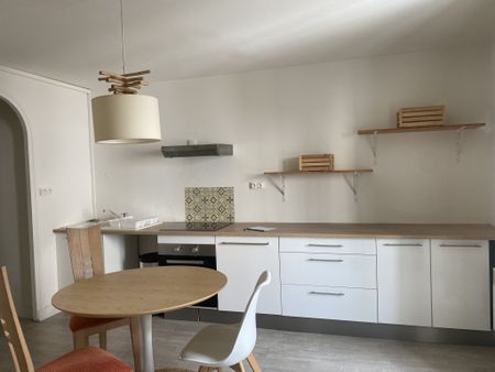 Location Appartement 2 pièces 26m² ANNONAY 07100 - Photo 4