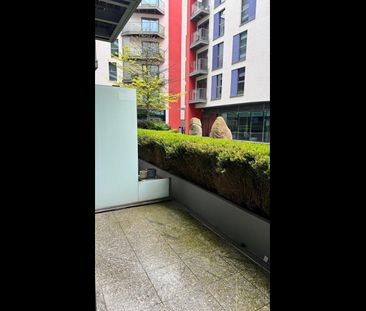 1 Bed Flat, Saffron Central Square, CR0 - Photo 2
