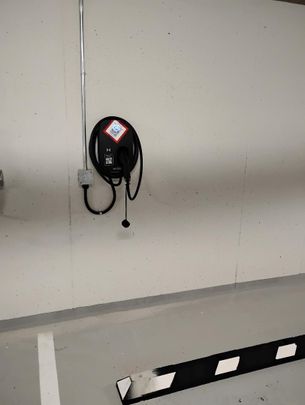 Brand New Spacious Three Bedroom in Fleetwood Village - Photo 1