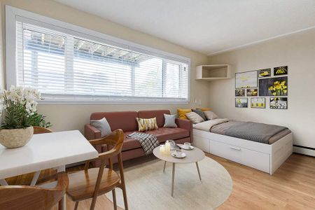 2 Bedroom - Photo 5