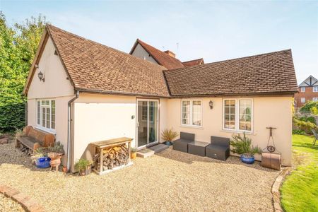 1 bedroom semi-detached bungalow to rent - Photo 5