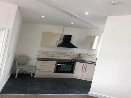 1 bedroom flat to rent - Photo 4