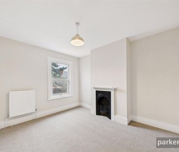 3 bedroom terraced house to rent - Photo 6