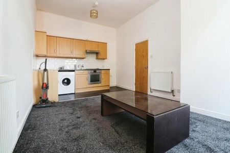 1 Bed Flat, Hall Lane, LS12 - Photo 3