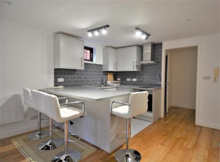 Studio to rent - Photo 5