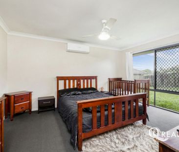 🏡 Great Family Home! - Photo 4