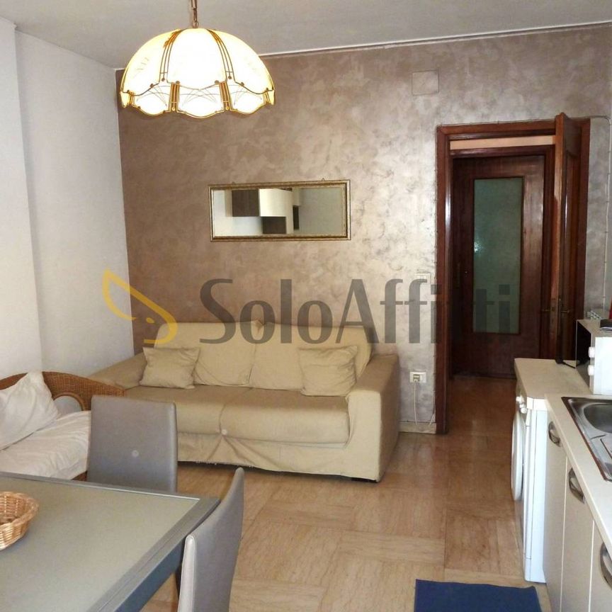 Trilocale via Martiri della Libertà 12, Centro Storico, Sanremo - Photo 1