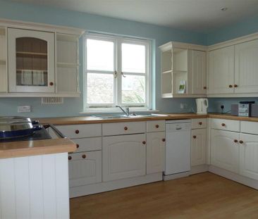 1 bedroom semi-detached bungalow to rent - Photo 4