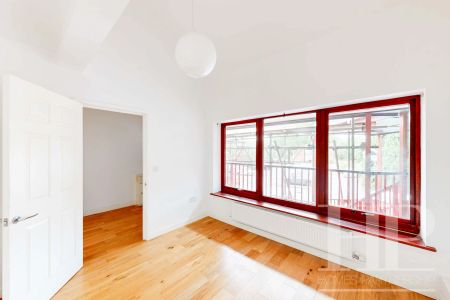 Three Bridges Road, Crawley, RH10 - Photo 5