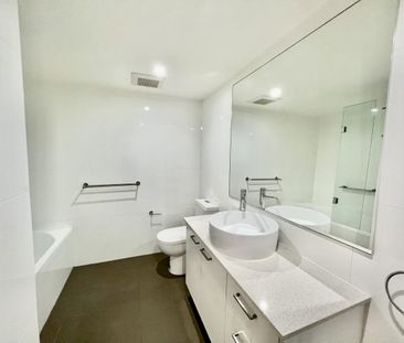 Resort-Style Living in the Heart of Maroochydore - Photo 6