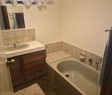 South Perth - Photo 6