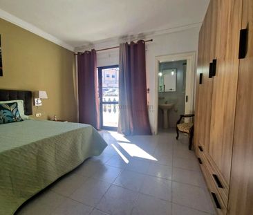 Se alquila en Los Olivos apartamento de 4 dormitorios - Photo 6