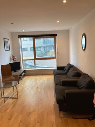 Studio Flat, Clarence Dock, LS10 - Photo 1