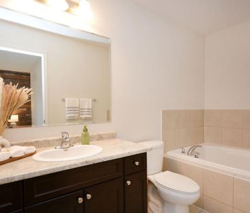 For Lease - 13 Colonel Frank Ching Crescent, Brampton, Ontario - Photo 3