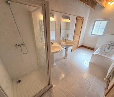 Location Maison 5 pièces 134m² ST AIGNAN GRANDLIEU 44860 - Photo 1