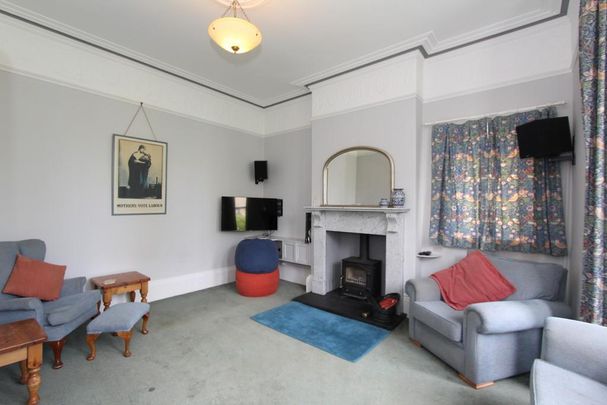 5 bedroom detached house to rent - Photo 1