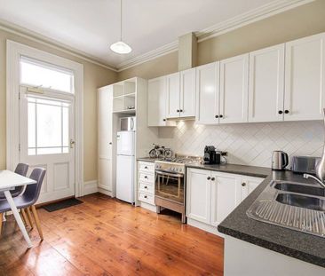 Furnished - Two Bedroom Apartment - CBD & Waterfront Precinct - Photo 6