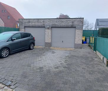 Gelijkvloers appartement met 2 slaapkamers, tuin en garage - Photo 4