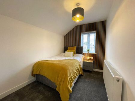 1 bedroom in a house share to rent - Photo 4