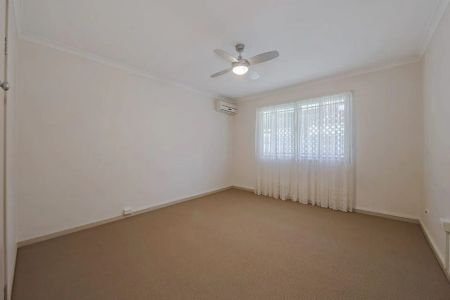 Tidy Unit in Perfect Location - Photo 5