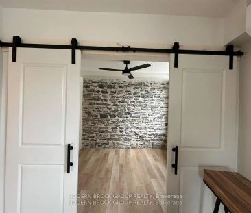 5 Clothier Street W #102 - Photo 1