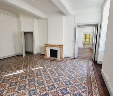 Location appartement 4 pièces, 163.69m², Carcassonne - Photo 1