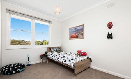 7 South Valley Road, Highton - Photo 3