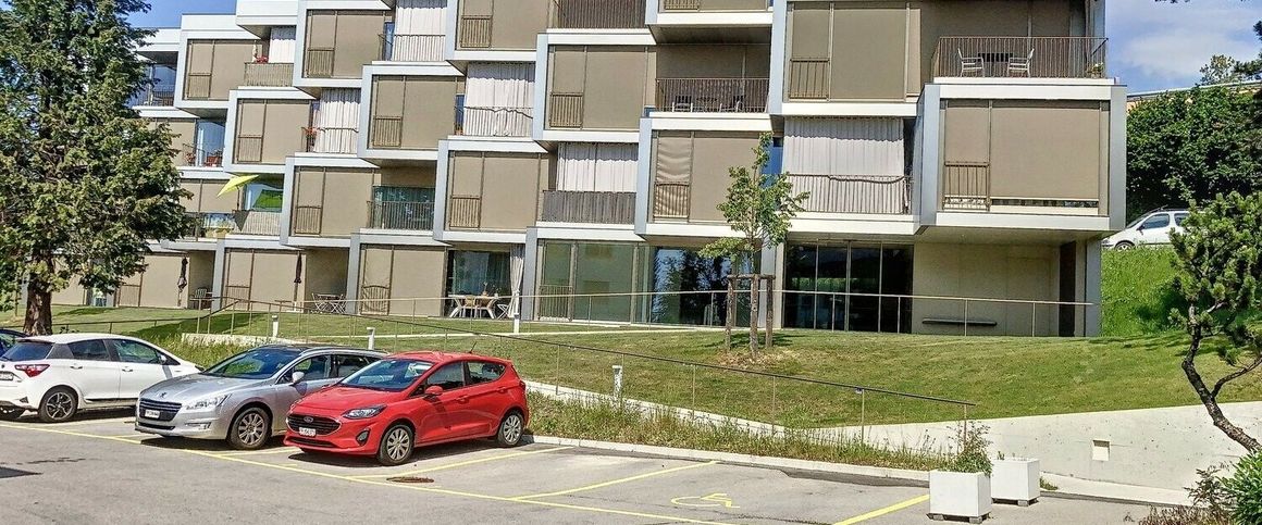 LOGEMENT RESERVE AUX SENIORS - Foto 1