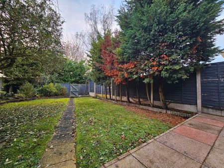 3 bedroom detached house to rent - Photo 3