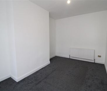 Bell Street, Huddersfield - Photo 3