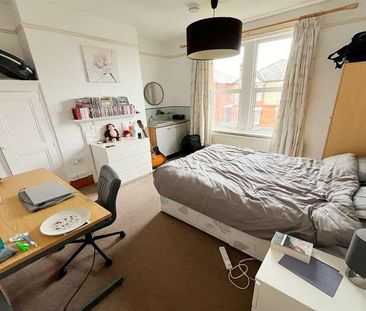 Bournemouth, BH3 - Photo 5