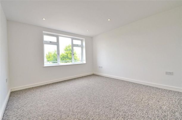 3 bedroom apartment to rent - Photo 1