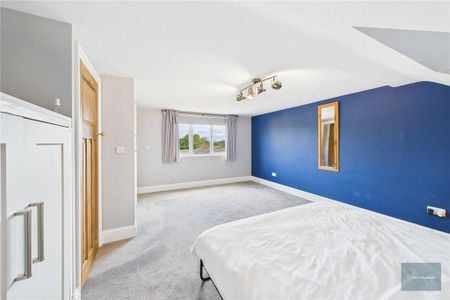 5 bedroom semi-detached house to rent - Photo 5