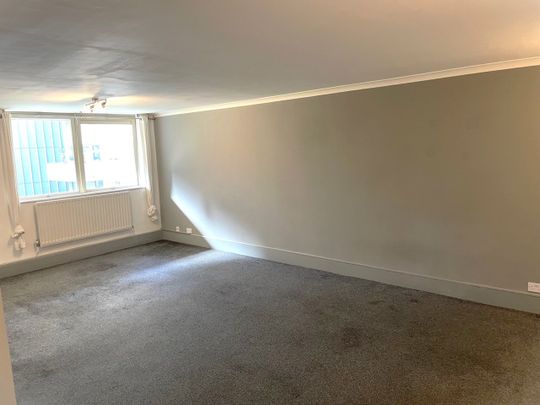 2 Bed Flat, Rennie Court, SE1 - Photo 1