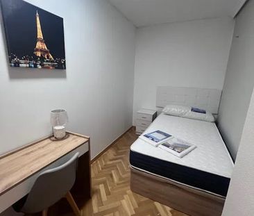 Calle de Caleruega, Madrid, Community of Madrid 28033 - Photo 2